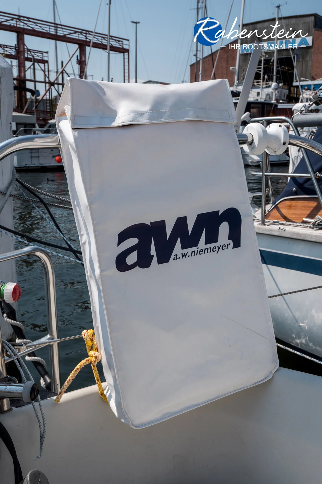 Dehler-28-Rettungskragen