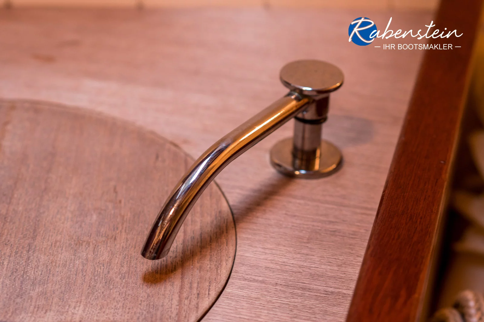 Lynaes-Kutter-Wasserhahn