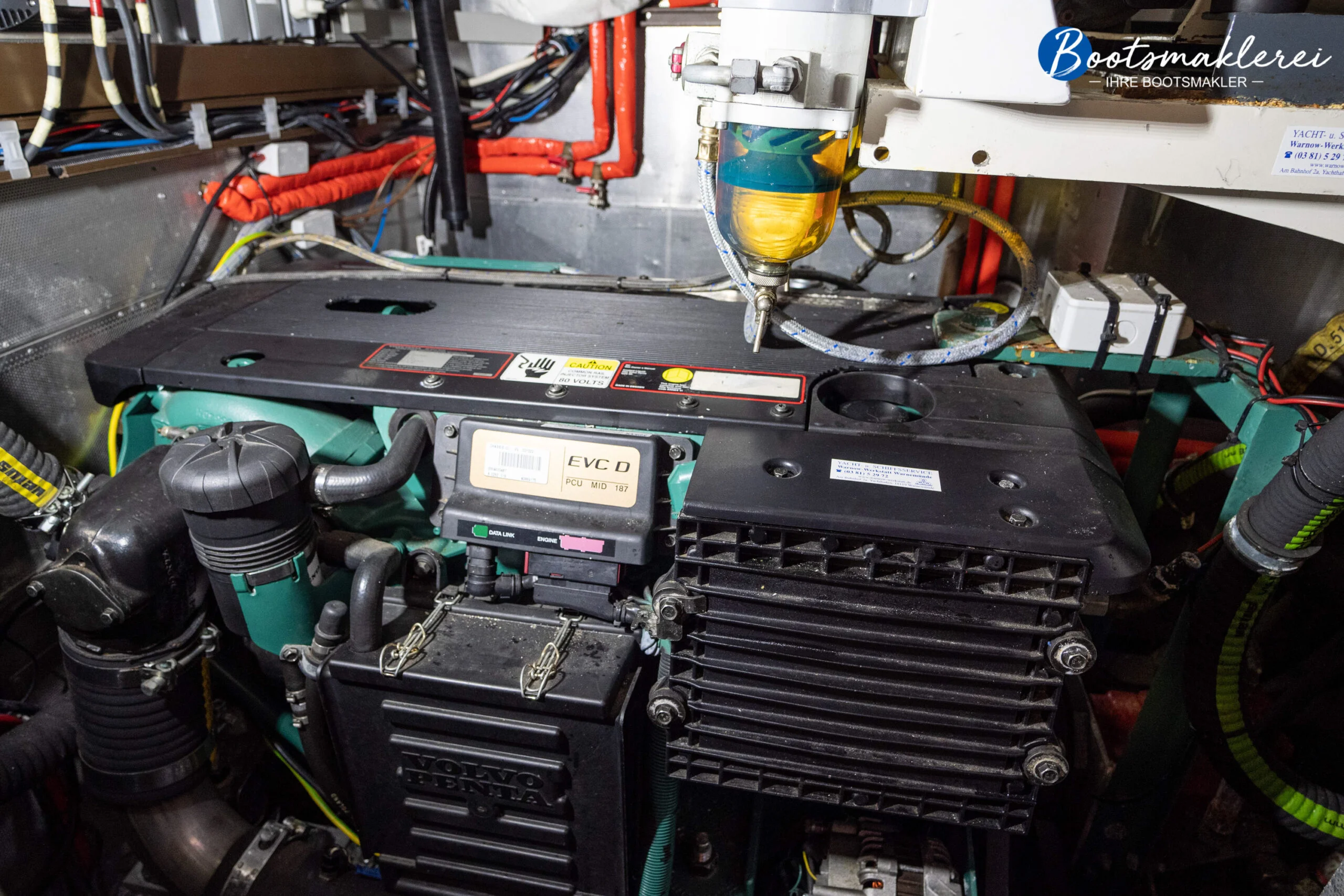 Alu-Expeditionsyacht_Motor