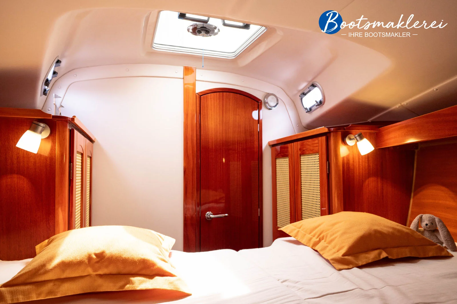 Hanse-371-Bugkabine-2