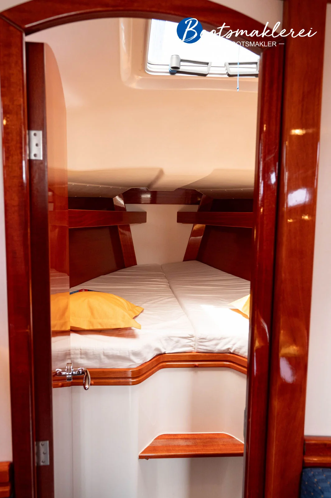 Hanse-371-Bugkabine-4